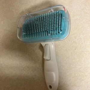 Pet brush